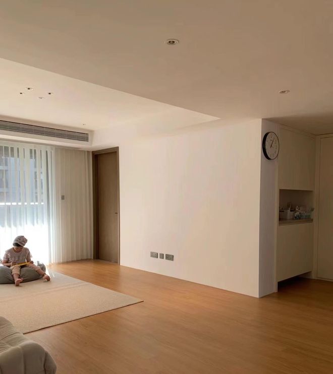 家务化装修走红全屋空无一物太干净了AG真人app浙江一80后阿姨因去(图6)