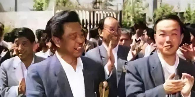 厚红塔山现十块一包褚时健：难辞其咎AG真人90年代烟民首选！香味醇(图9)