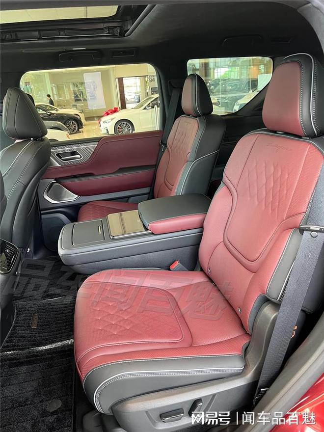 内外设计更显年轻换装V6双涡轮发动机AG真人英菲尼迪QX80换代回归！(图3)