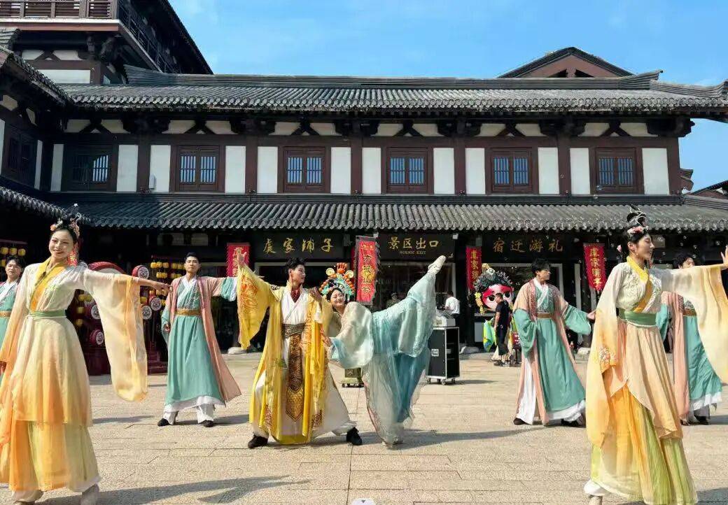享多彩金秋畅游酒都宿迁AG真人国际活动篇 乐(图43)